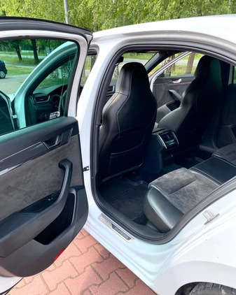 Skoda Superb cena 68000 przebieg: 234260, rok produkcji 2016 z Żory małe 667